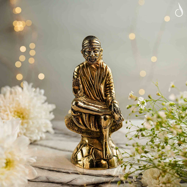 Brass Sai Baba Idol – Symbol of Faith and Blessings